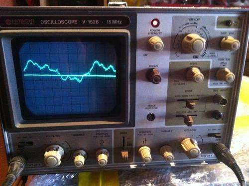 HITACHI V-152 B  OSCILLOSCOPE (DUAL TRACE) 15 Mhz (*** PRICE REDUCED ***)